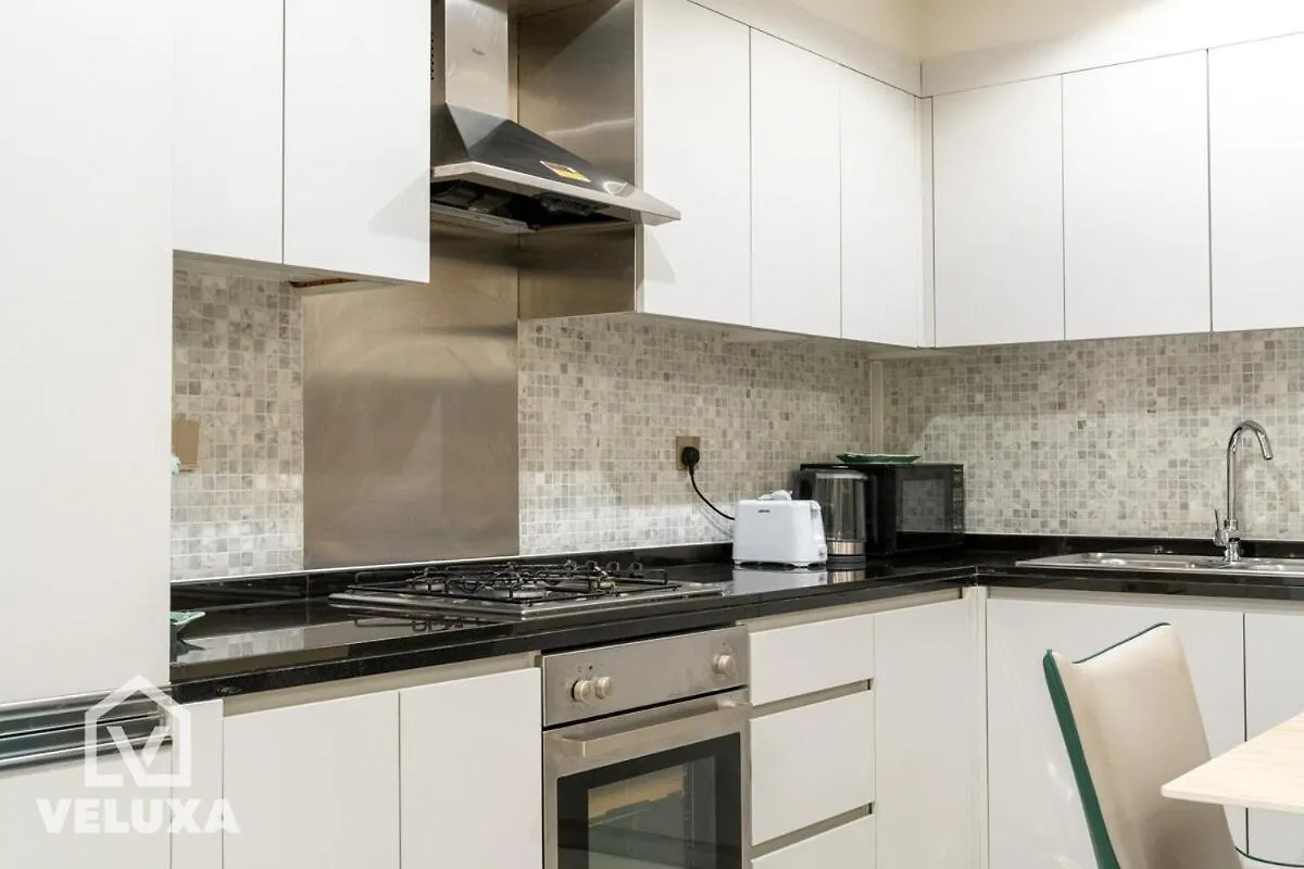 Veluxa-Luxe 2Bed 2 Min Walk To Dubai Mall 0*,  Zjednoczone Emiraty Arabskie